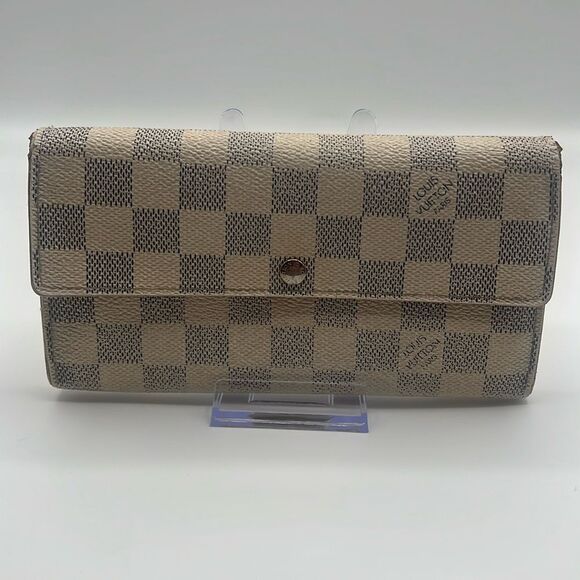 LOUIS VUITTON DAMIER AZUR SARAH WALLET - Picture 1 of 16